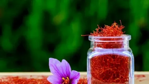 تصویر 3 از قیمت زعفران سرگل شکسته با کیفیت ارزان + خرید عمده